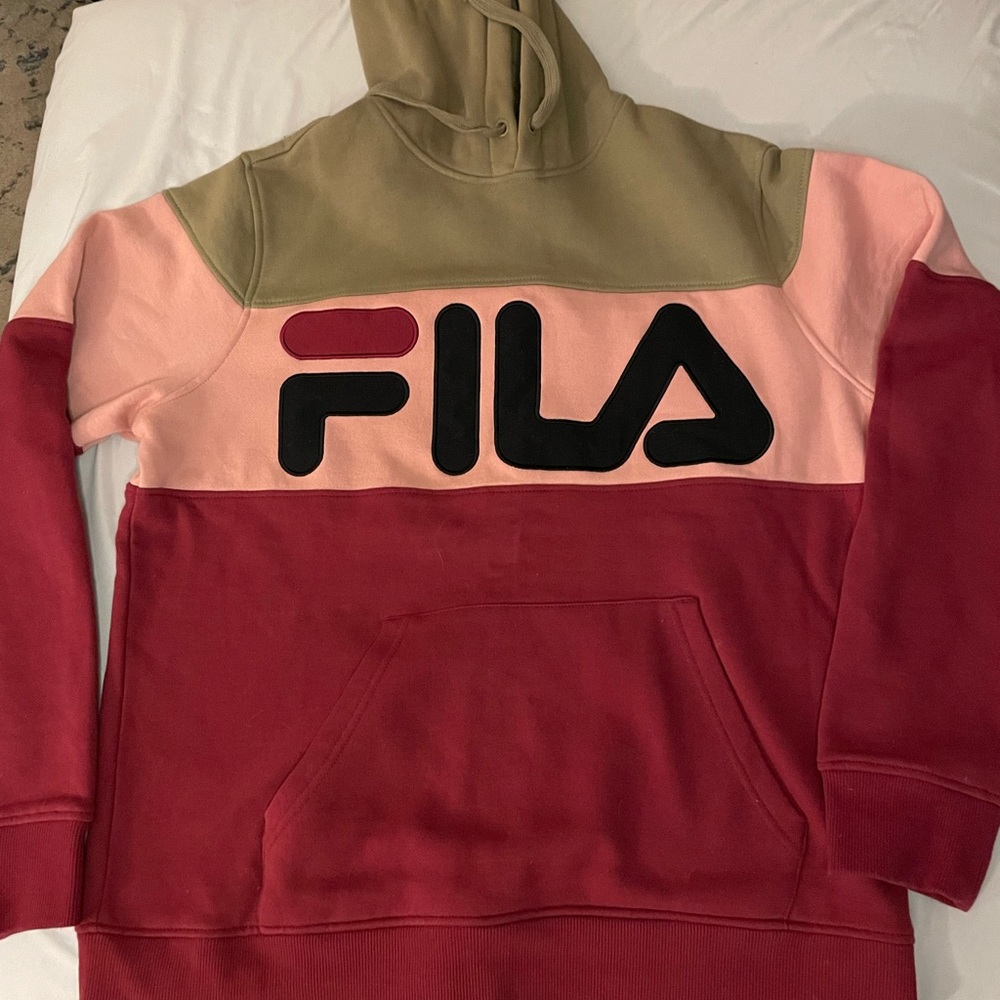 Fila hoodie men’s size Medium worn one time